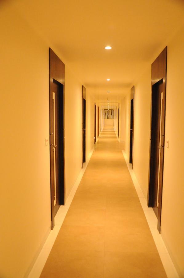 Hotel City Heart Ширди Экстерьер фото