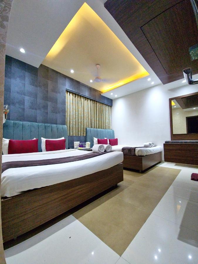 Hotel City Heart Ширди Экстерьер фото
